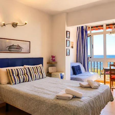 Charming In Mesa Del Mar شقة